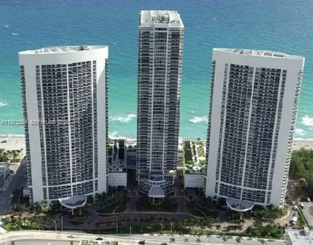 1800 Ocean Drive Hallandale Beach FL 33009