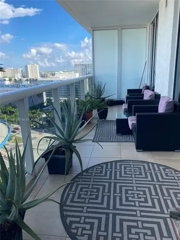 1800 Ocean Drive Hallandale Beach FL 33009