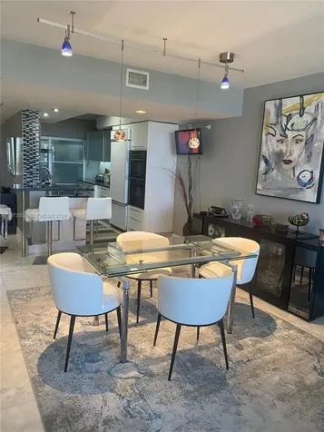 1800 Ocean Drive Hallandale Beach FL 33009