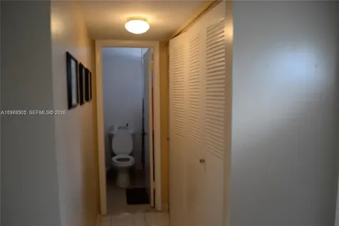 5021 W Oakland Park Boulevard Lauderdale Lakes FL 33313
