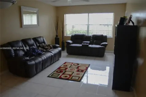5021 W Oakland Park Boulevard Lauderdale Lakes FL 33313