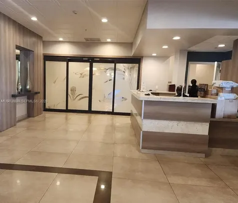 3731 N Country Club Drive Aventura FL 33180