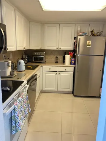 3731 N Country Club Drive Aventura FL 33180