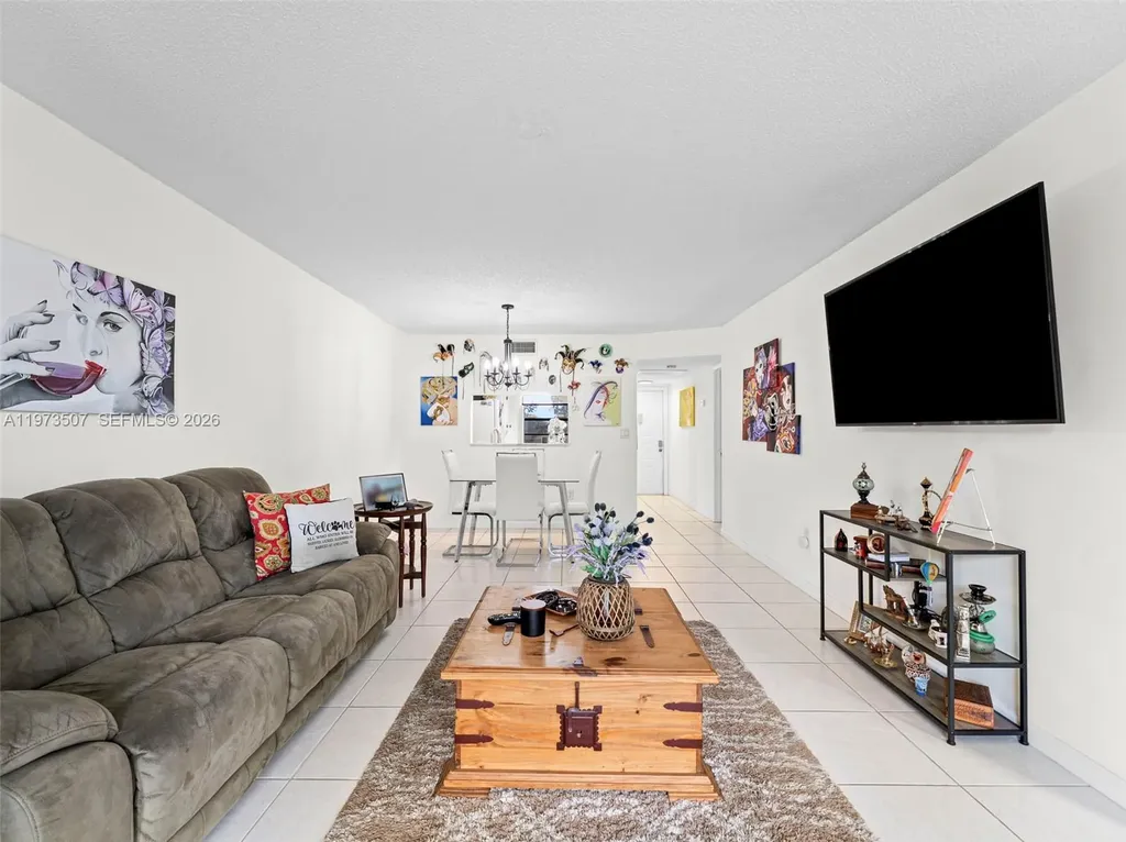 901 Colony Point Circle Pembroke Pines FL 33026