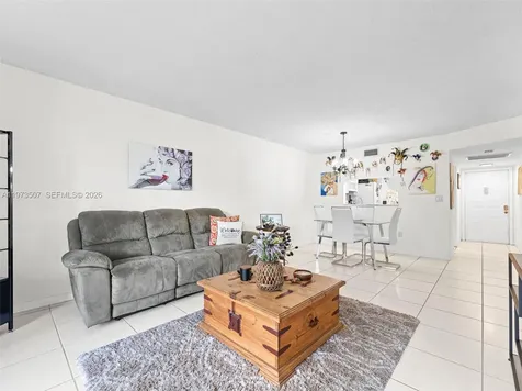 901 Colony Point Circle Pembroke Pines FL 33026