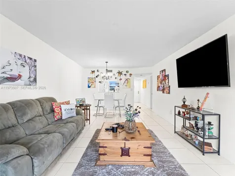 901 Colony Point Circle Pembroke Pines FL 33026