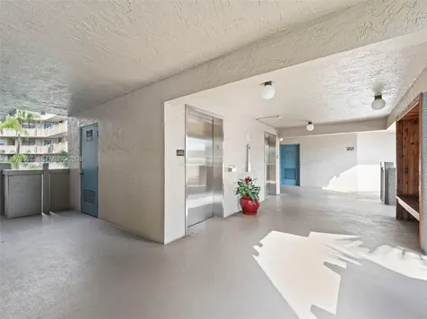 901 Colony Point Circle Pembroke Pines FL 33026