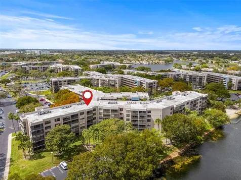 901 Colony Point Circle Pembroke Pines FL 33026