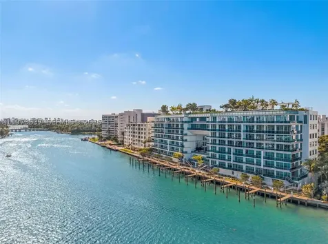 9221 E Bay Harbor Drive Bay Harbor Islands FL 33154