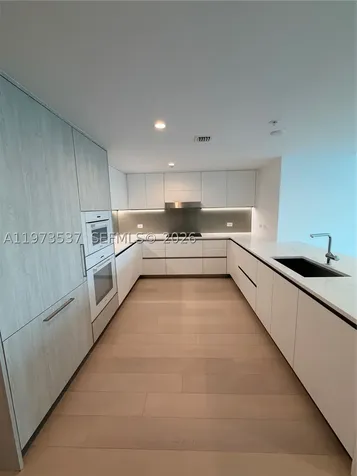 9221 E Bay Harbor Drive Bay Harbor Islands FL 33154