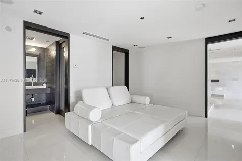 1330 Ocean Drive Miami Beach FL 33139