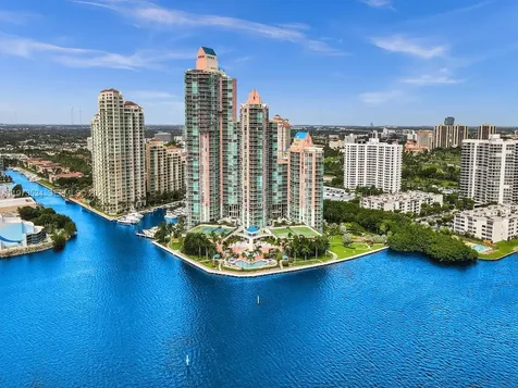 3370 Hidden Bay Drive Aventura FL 33180