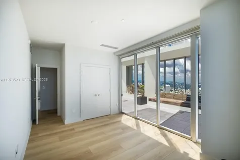 465 Brickell Avenue Miami FL 33131