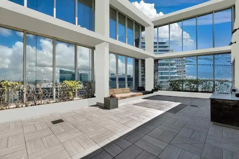465 Brickell Avenue Miami FL 33131