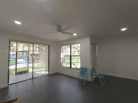15509 N Miami Lakeway N Miami Lakes FL 33014