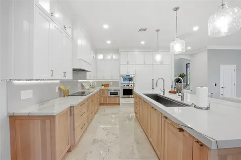2465 Provence Circle Weston FL 33327