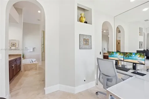 2465 Provence Circle Weston FL 33327