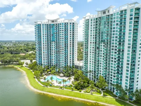 2641 N Flamingo Road Sunrise FL 33323