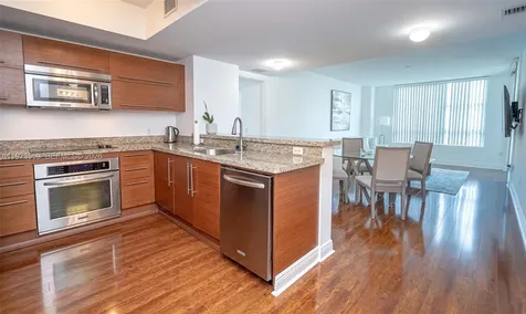 2641 N Flamingo Road Sunrise FL 33323