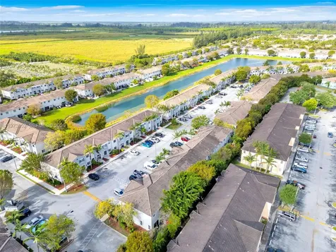 1687 SE 30th Street Homestead FL 33035