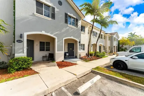 1687 SE 30th Street Homestead FL 33035