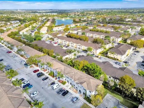 1687 SE 30th Street Homestead FL 33035