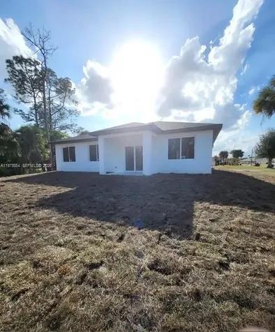 718 Robert Avenue Lehigh Acres FL 33936