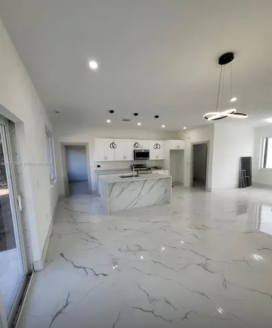 718 Robert Avenue Lehigh Acres FL 33936