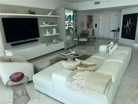 1643 Brickell Avenue Miami FL 33129