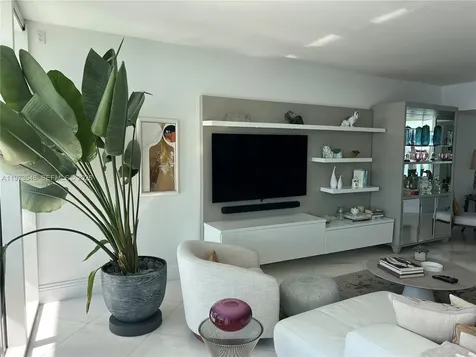 1643 Brickell Avenue Miami FL 33129