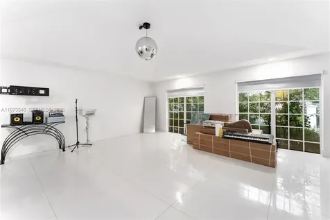 400 SW 24th Road Miami FL 33129