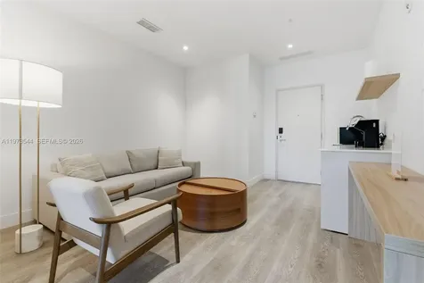 229 SW 9th Street Miami FL 33130