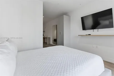 229 SW 9th Street Miami FL 33130