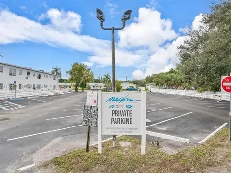 2404 Hollywood Boulevard Hollywood FL 33020