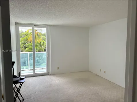 100 Bayview Drive Sunny Isles Beach FL 33160