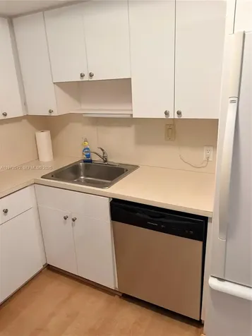 100 Bayview Drive Sunny Isles Beach FL 33160