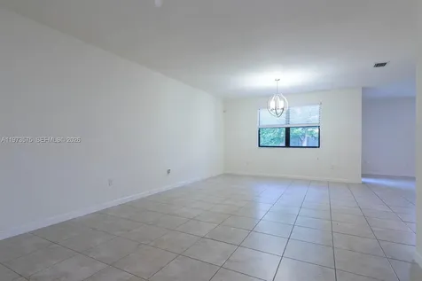 516 SE 35th Terrace Homestead FL 33033