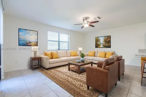 516 SE 35th Terrace Homestead FL 33033