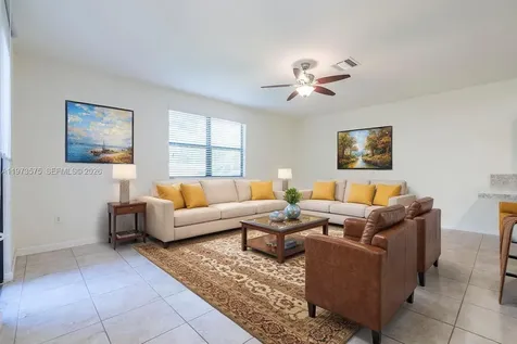 516 SE 35th Terrace Homestead FL 33033