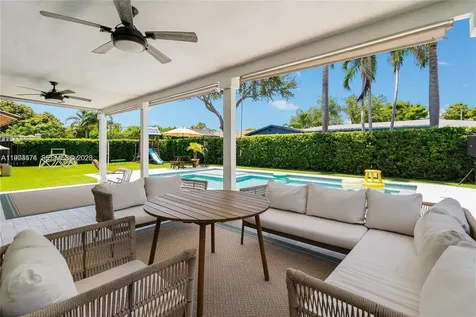 19900 SW 83rd Avenue Cutler Bay FL 33189