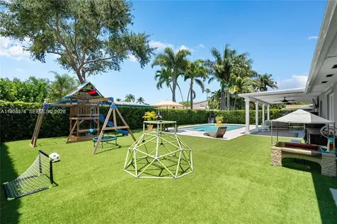19900 SW 83rd Avenue Cutler Bay FL 33189