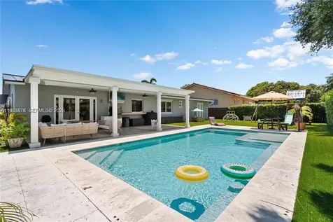 19900 SW 83rd Avenue Cutler Bay FL 33189