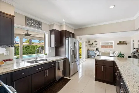 19900 SW 83rd Avenue Cutler Bay FL 33189