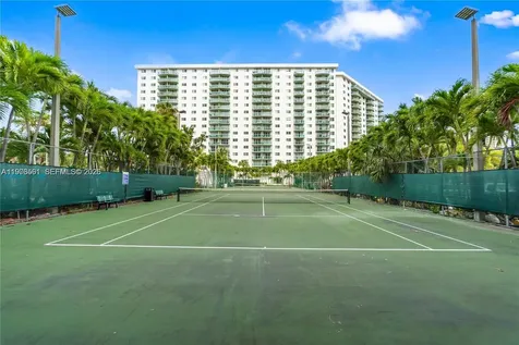 19370 Collins Avenue Sunny Isles Beach FL 33160
