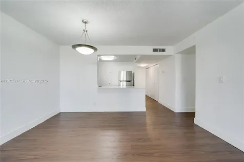 9001-9143 SW 77th Avenue Miami FL 33156