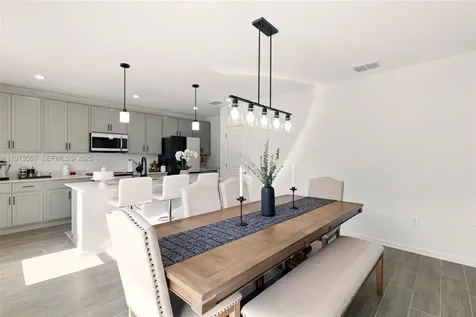 700 Trotters Drive Other City - In The State Of Florida FL 33839