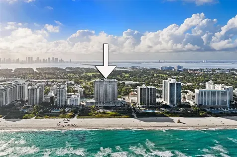 2555 Collins Avenue Miami Beach FL 33140