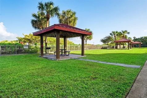 2555 Collins Avenue Miami Beach FL 33140