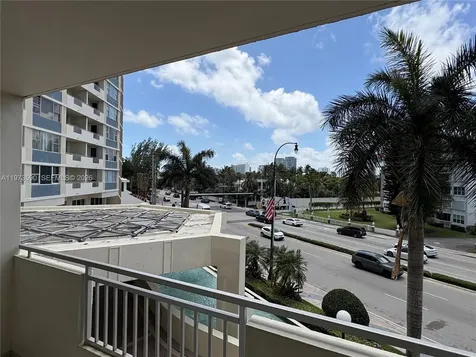 3180 S Ocean Drive Hallandale Beach FL 33009