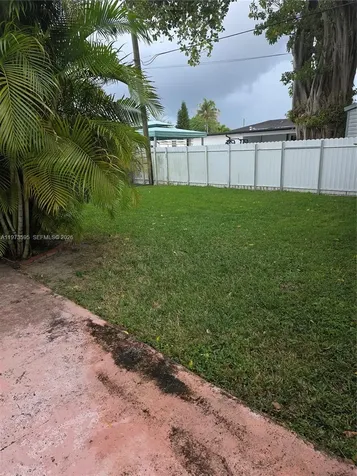 2725 SW 82nd Avenue Miami FL 33155